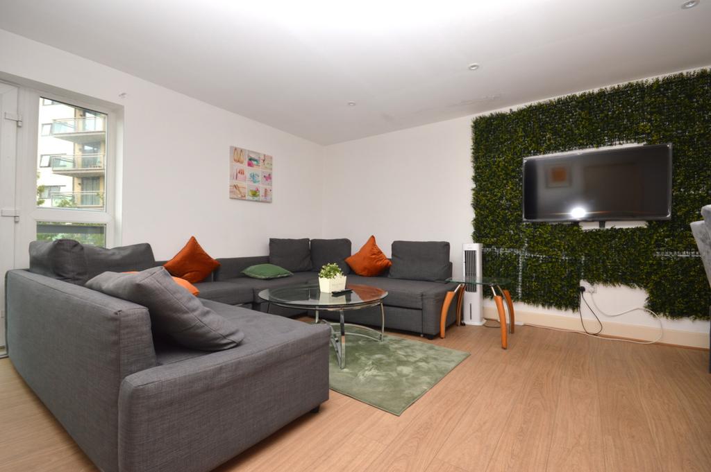 Double Bedroom Apartment + Gym to Rent
