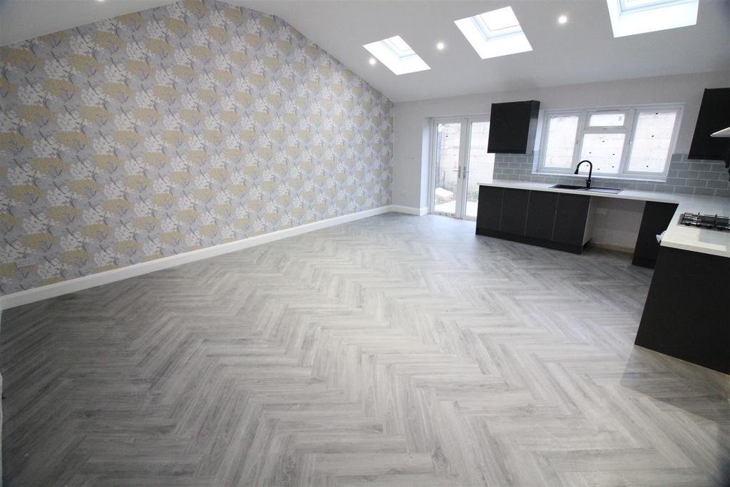 8 D38 F894-1 F83-455 E-9 AE5-1 C15 B943 DA8 A.jpeg