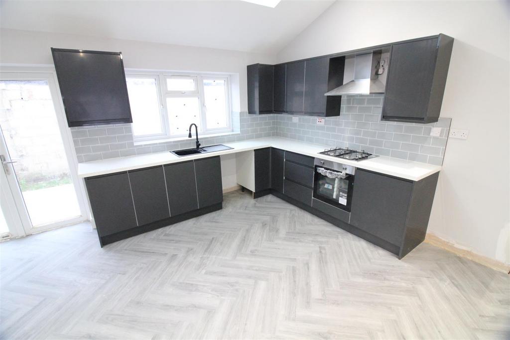 EF9 F2 AC1-1868-4 C0 F-A151-381231 F93 AAF.jpeg