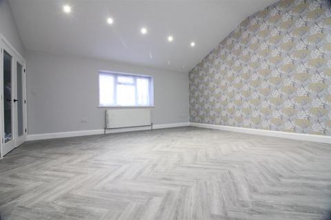 undefined, Snape Spur, Slough