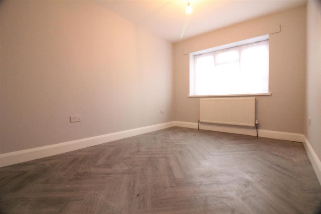 61 DF757 E-D847-4192-8253-521 A9 E3 EEC10.jpeg