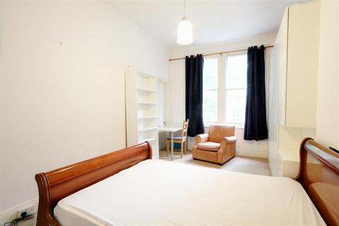 undefined, Dartmouth Road, London, NW2
