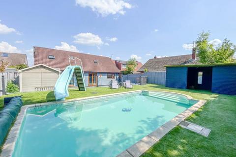 5 bedroom detached house for sale, Fairfield, Penperlleni, NP4