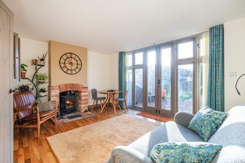 undefined, Heath Road, Crostwight
