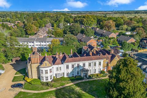 undefined, Vicarage Road, Staines-upon-Thames, TW18