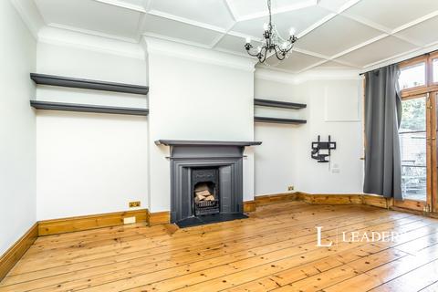 2 bedroom flat to rent, Mulgrave Road, Croydon, CR0
