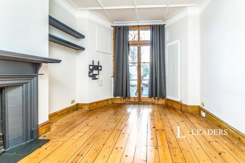 2 bedroom flat to rent, Mulgrave Road, Croydon, CR0