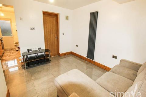 undefined, Paddington Close , Hayes , Middlesex