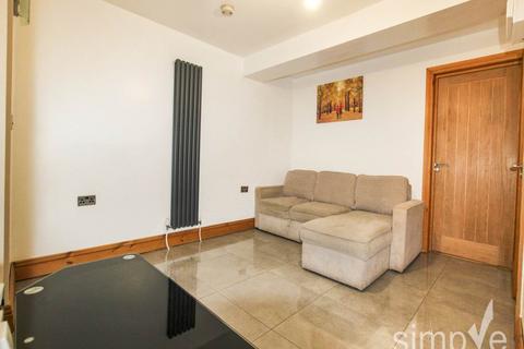 undefined, Paddington Close , Hayes , Middlesex
