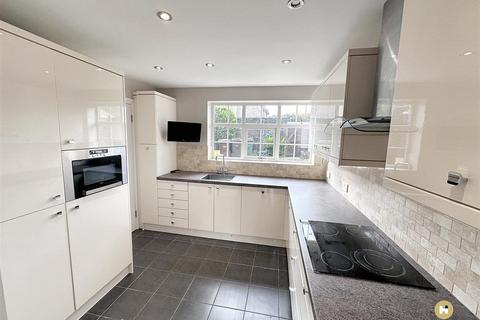 undefined, Huddersfield Road, Wakefield WF4