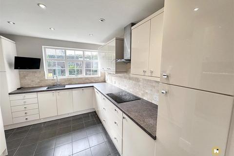 undefined, Huddersfield Road, Wakefield WF4