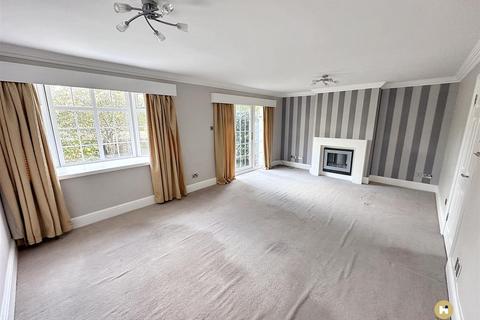 undefined, Huddersfield Road, Wakefield WF4