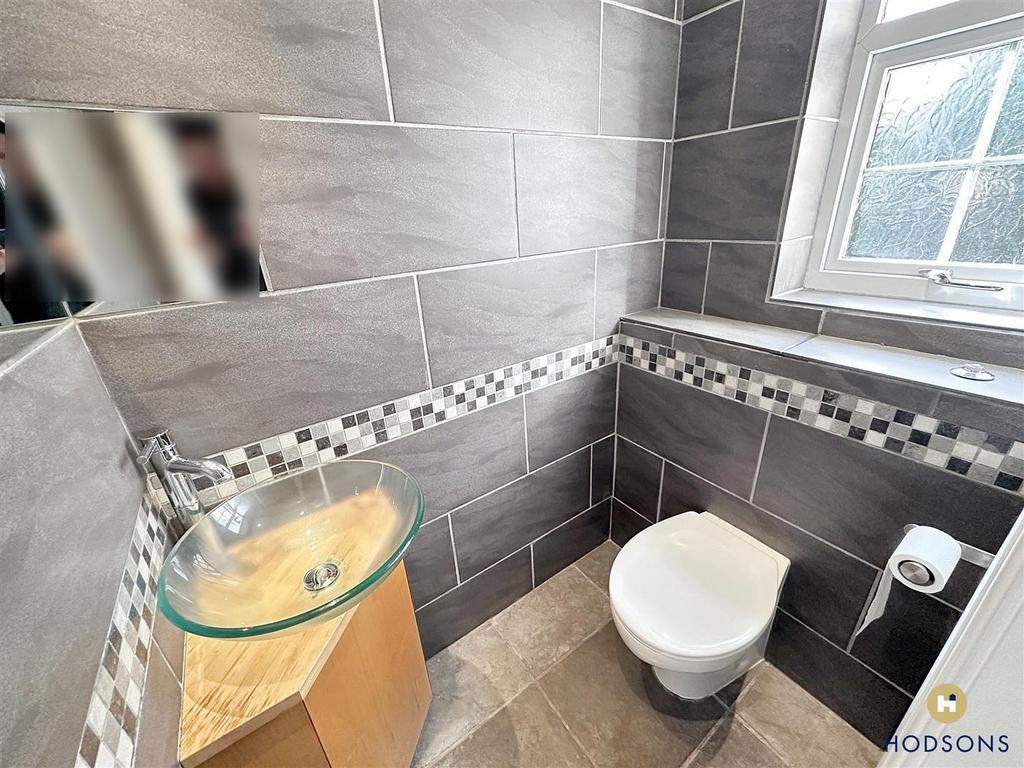 3 ICm0 FZCKEa Nq FFq6l Sjqw.jpg