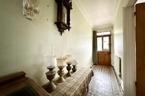 5 bedroom end of terrace house for sale, Stowmarket Road, Needham Market IP6