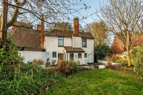 3 bedroom semi-detached house for sale, LEATHERHEAD ROAD, GREAT BOOKHAM, KT23