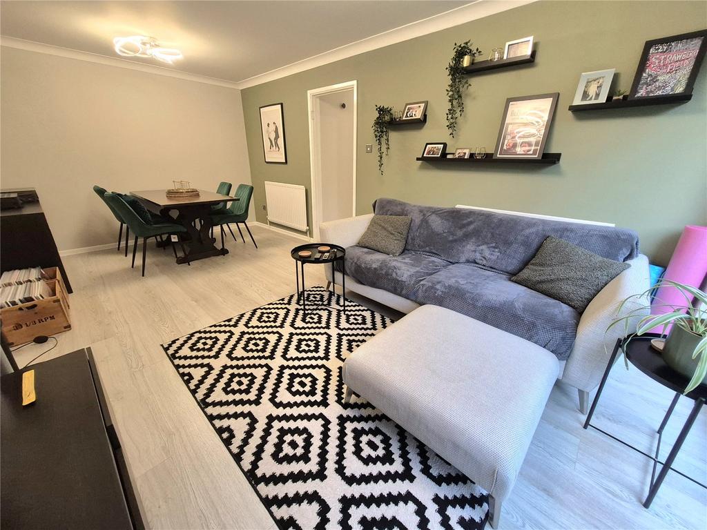 Living/Dining Room