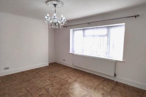 undefined, Stonegrove, Edgware HA8