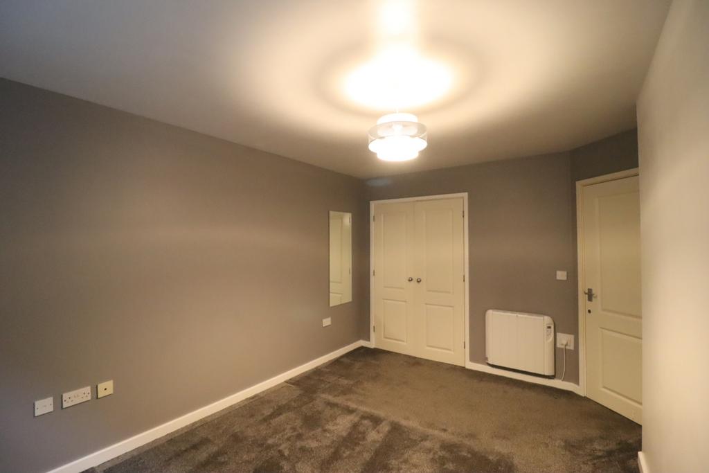 14 The sidings bed1