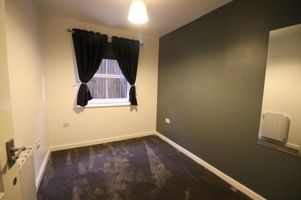 14 The sidings bed2