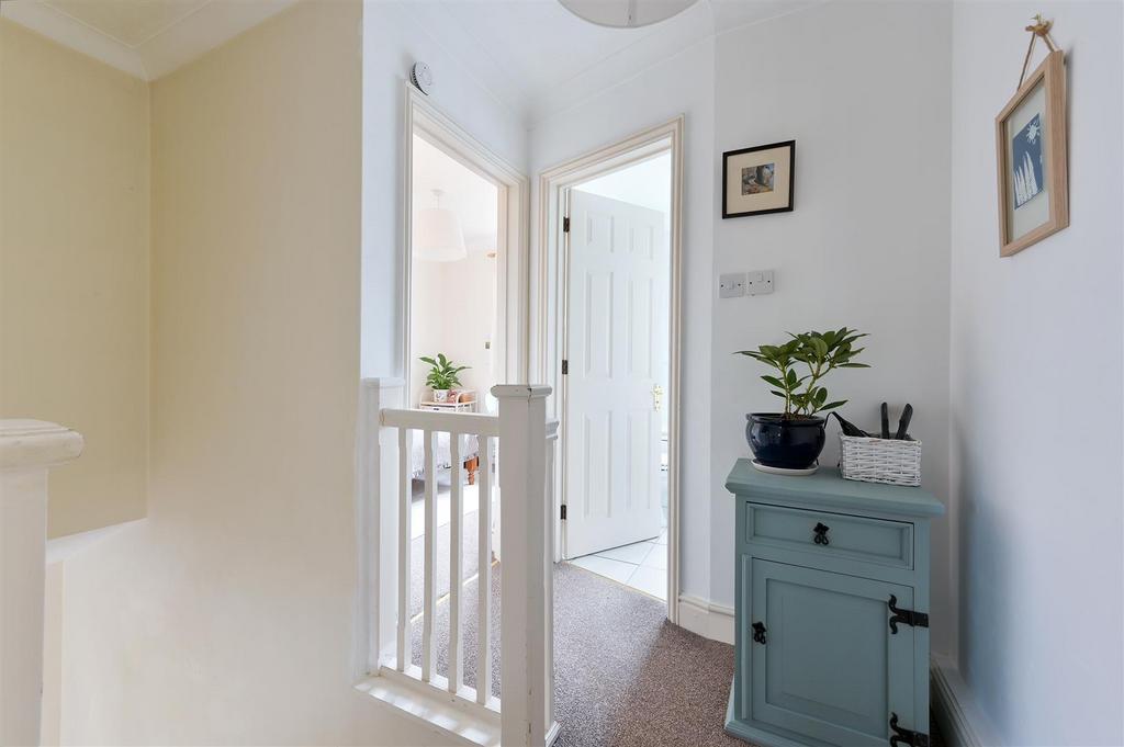 MEADE COURT 1 (9).jpg