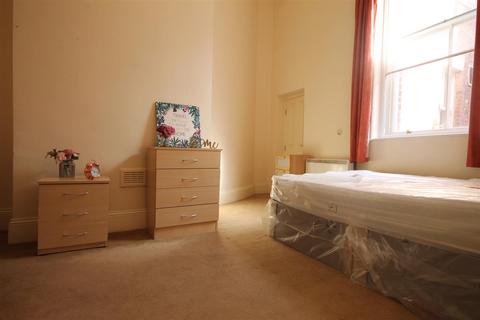 2 bedroom apartment to rent, Victoria Chambers, City Centre
