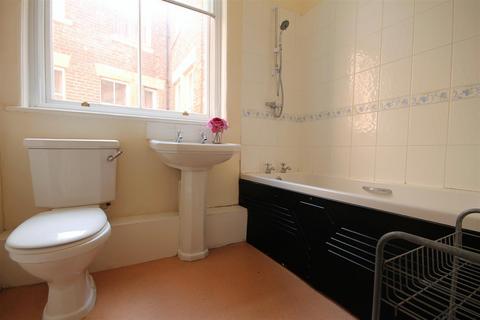 2 bedroom apartment to rent, Victoria Chambers, City Centre