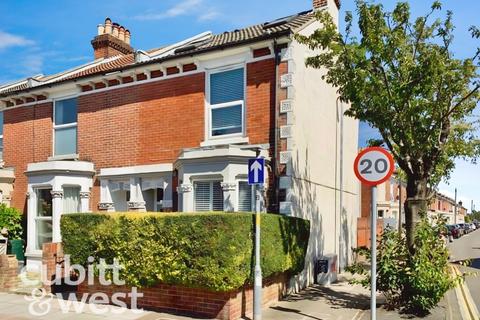 undefined, AVAILABLE WITH NO DEPOSIT Lawrence Road Southsea PO5