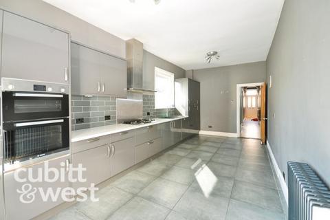 undefined, AVAILABLE WITH NO DEPOSIT Lawrence Road Southsea PO5