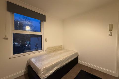 undefined, Sparsholt Road, London N19