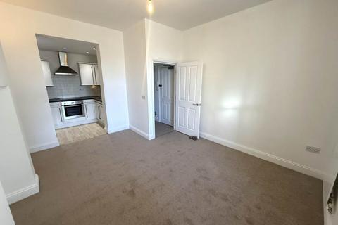 2 bedroom flat to rent, Church Road, Hove, East Sussex