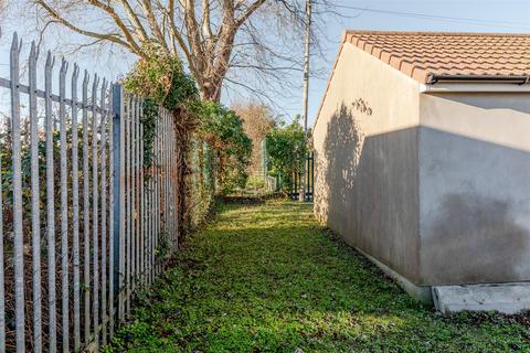 undefined, Shirehampton Road, Bristol BS9