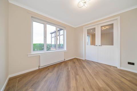 undefined, Thorndene, Elderslie