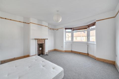 undefined, Lammas Avenue, Mitcham CR4