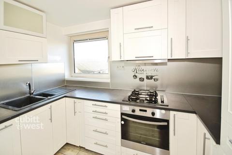 undefined, Kelsey Close Horley RH6