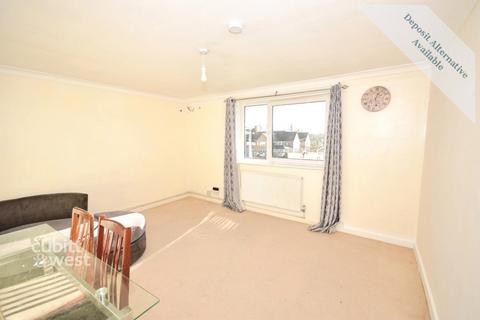 2 bedroom flat to rent, Kelsey Close Horley RH6