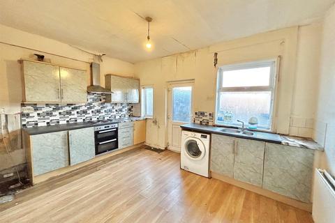 2 bedroom terraced house for sale, Platt Street, Leigh
