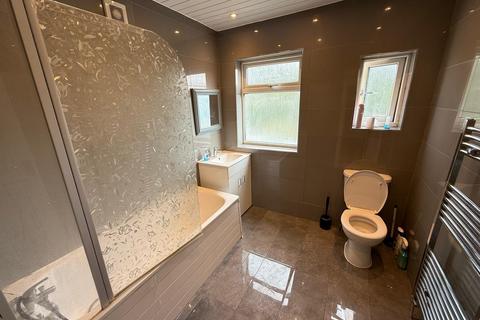 undefined, Spencer Avenue, Hayes UB4