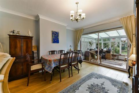 undefined, Cedar Avenue, Ruislip