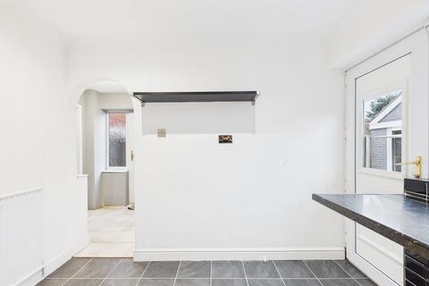3 bedroom semi-detached house for sale, Woodclose Road, Scunthorpe DN17