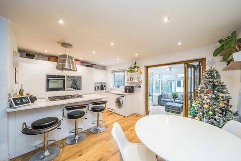 4 bedroom house for sale, South Road, Hampton TW12
