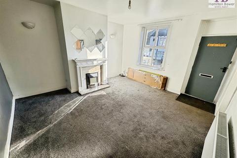 2 bedroom terraced house to rent, Smithy Hill, Wibsey, Bradford