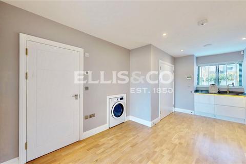undefined, Bideford Avenue, Perivale, Greenford, UB6