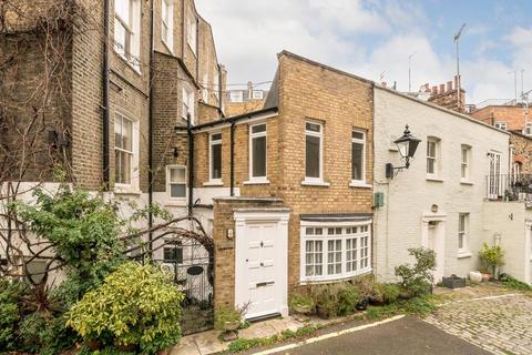undefined, Warwick Square Mews, London SW1V