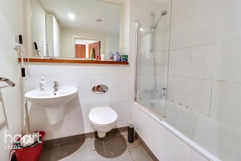 1 bedroom apartment for sale, St Peters Street, LEEDS