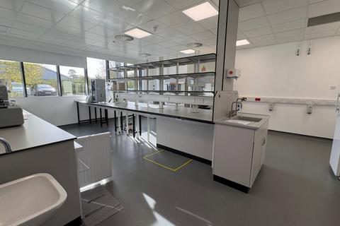 Research & development facility to rent, Cambridge Rd Cambridge CB22 3AT