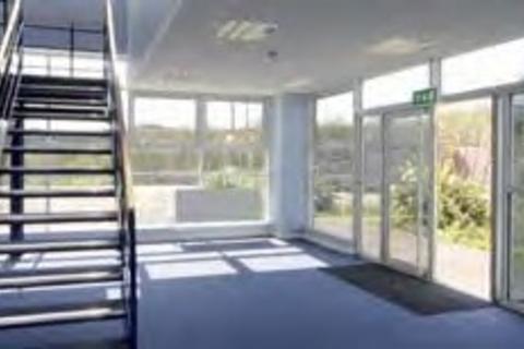 Warehouse to rent, Kimpton Rd Luton LU2 0SX
