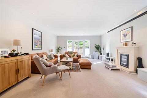 5 bedroom detached house for sale, Forest Drive, Kingswood