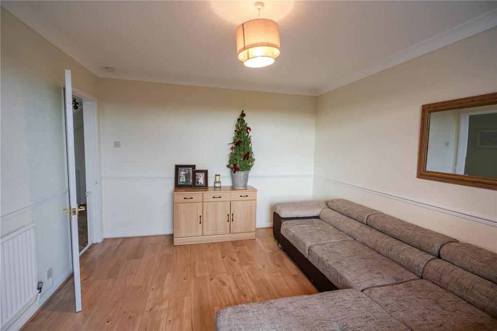 Bedroom 1 (3)