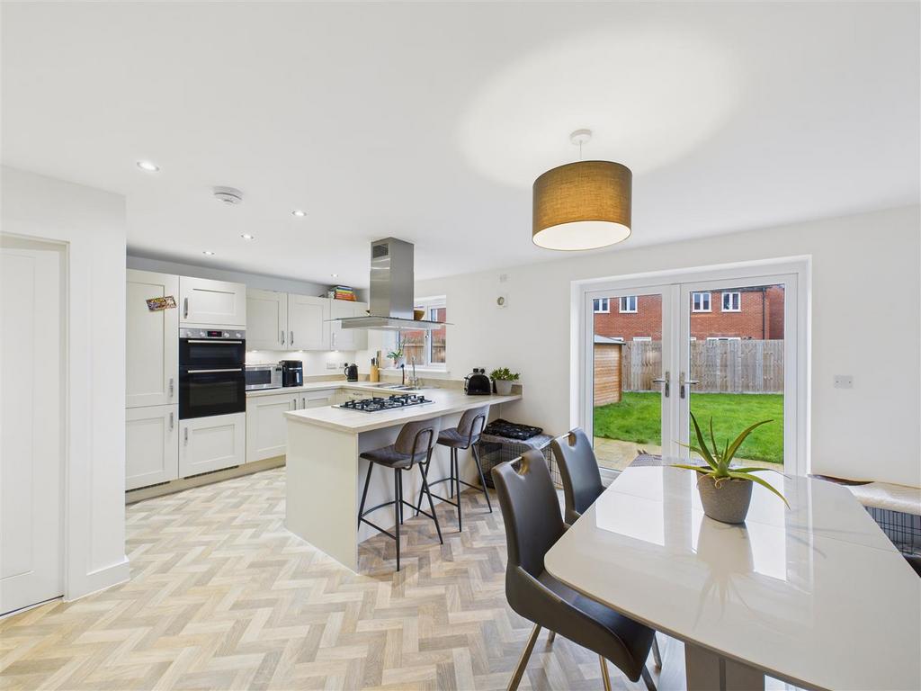 Dining Kitchen