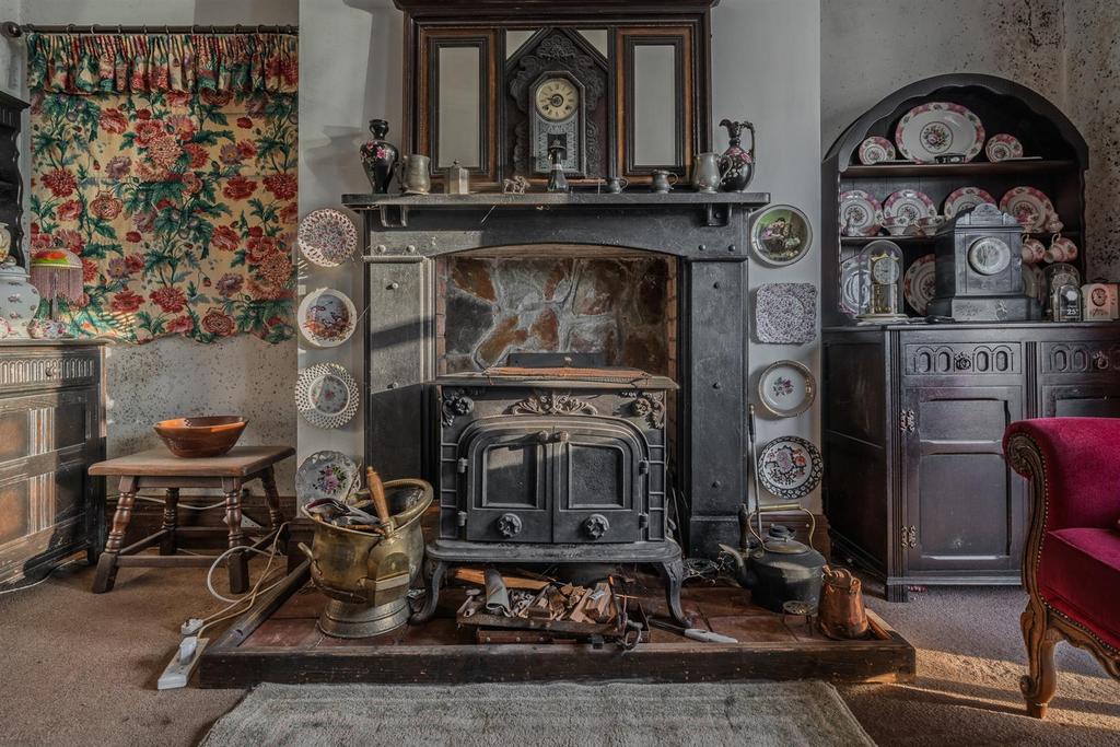 Odd Fellows Cottage-8.jpg